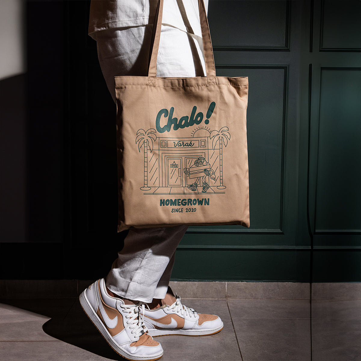 CHALO & MASCOT TOTE BAG