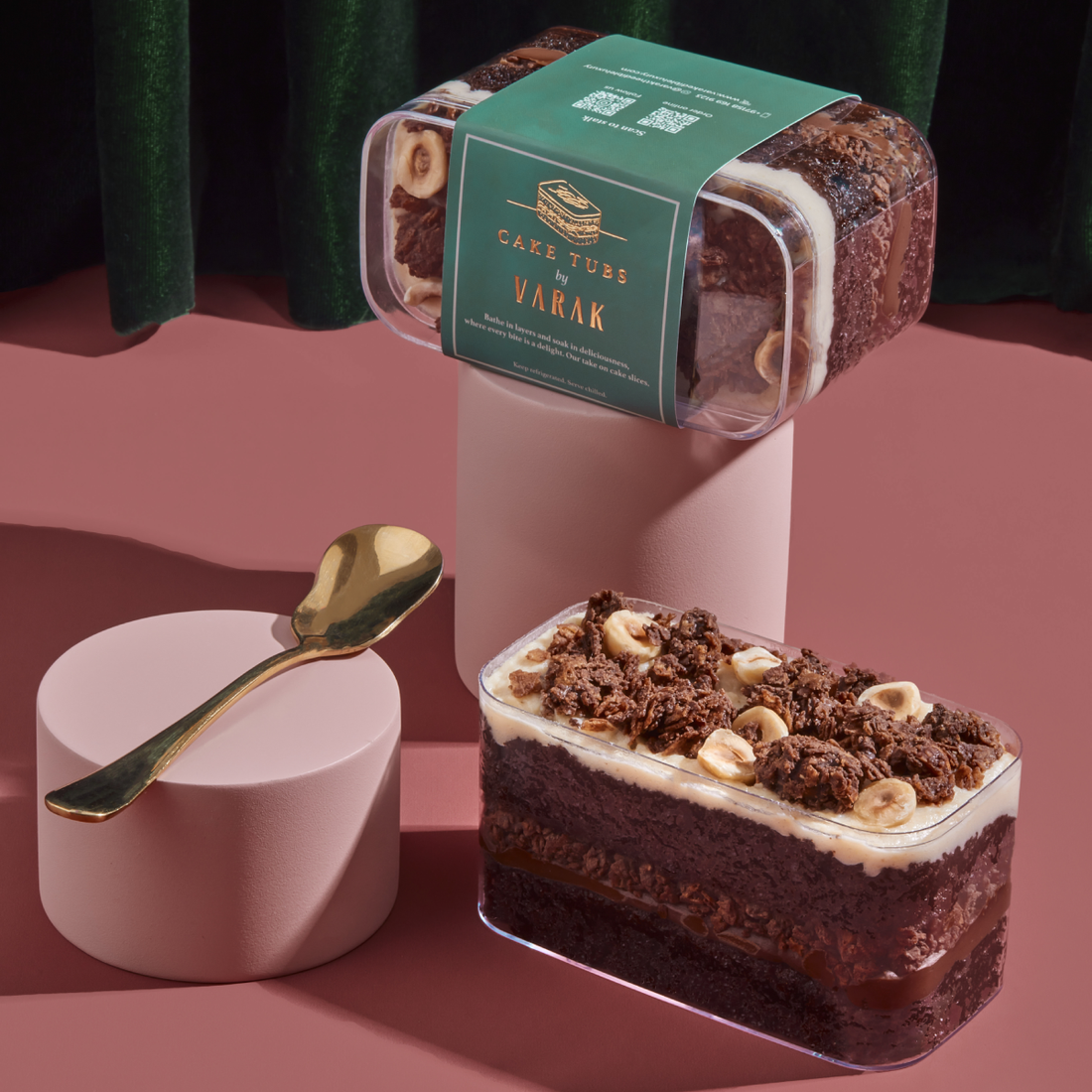 CHOCOLATE HAZELNUT CAKE TUB