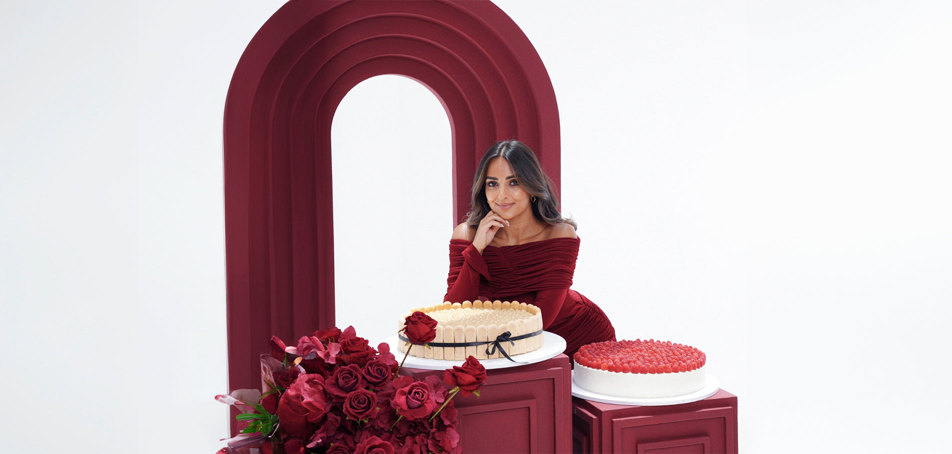 GIANT SUMMER CAKES