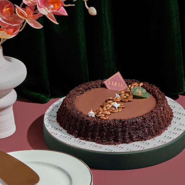 GUILT FREE VEGAN CHOCOLATE CAKE