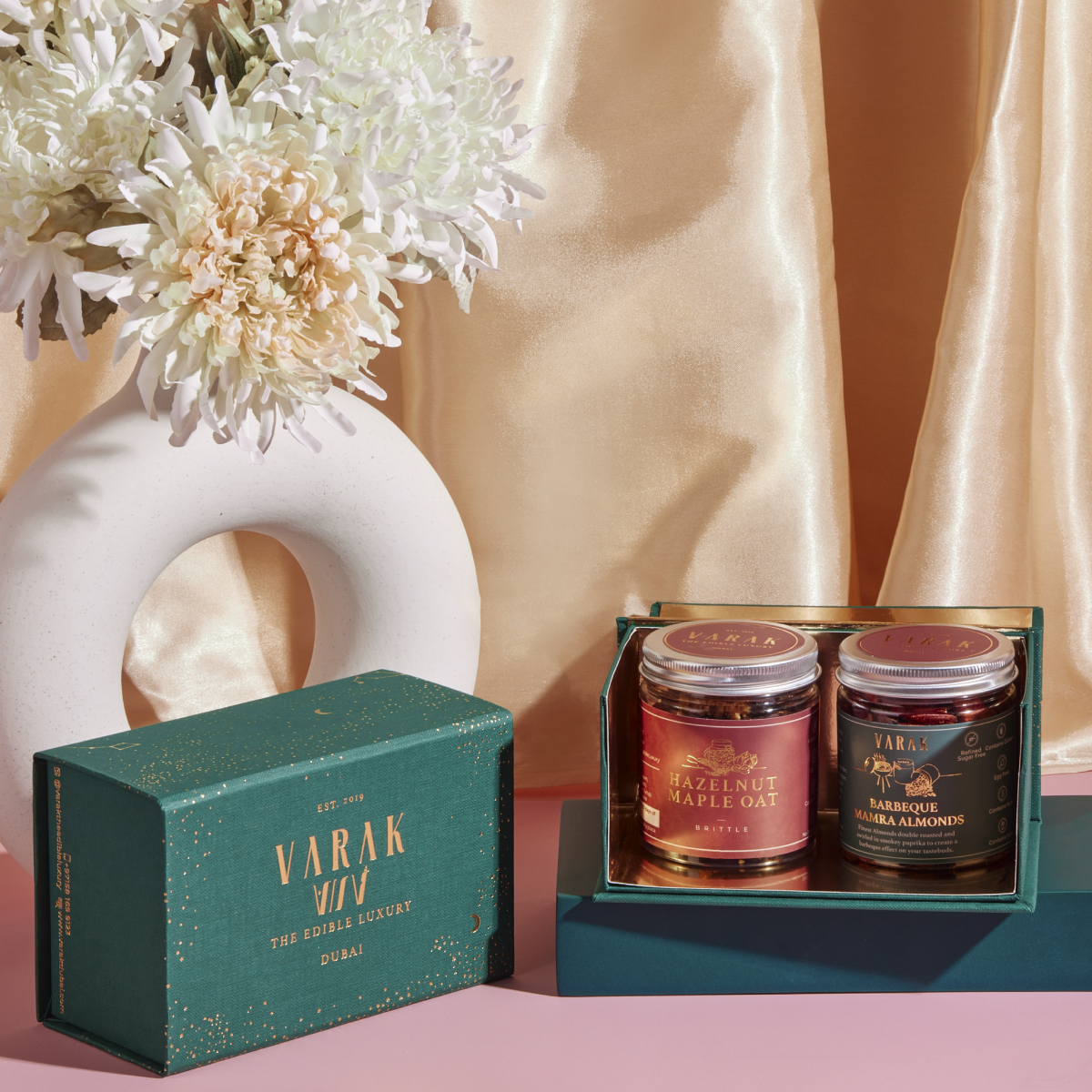 CONSTELLATION BOX (CHOICE OF 2 JARS)